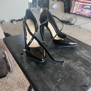 Black strappy slightly worn